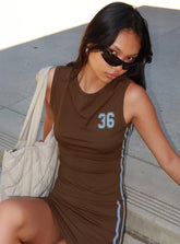 Momentum Contrast Graphic Tank Brown / Blue