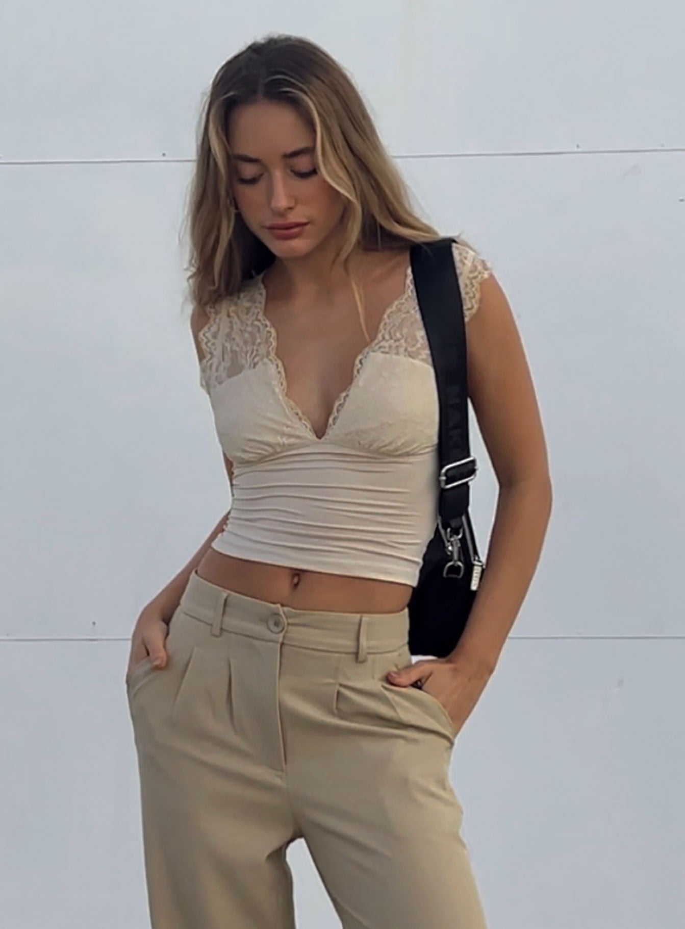 Typha Top Beige