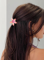 Zerah Flower Hair Clip Pink