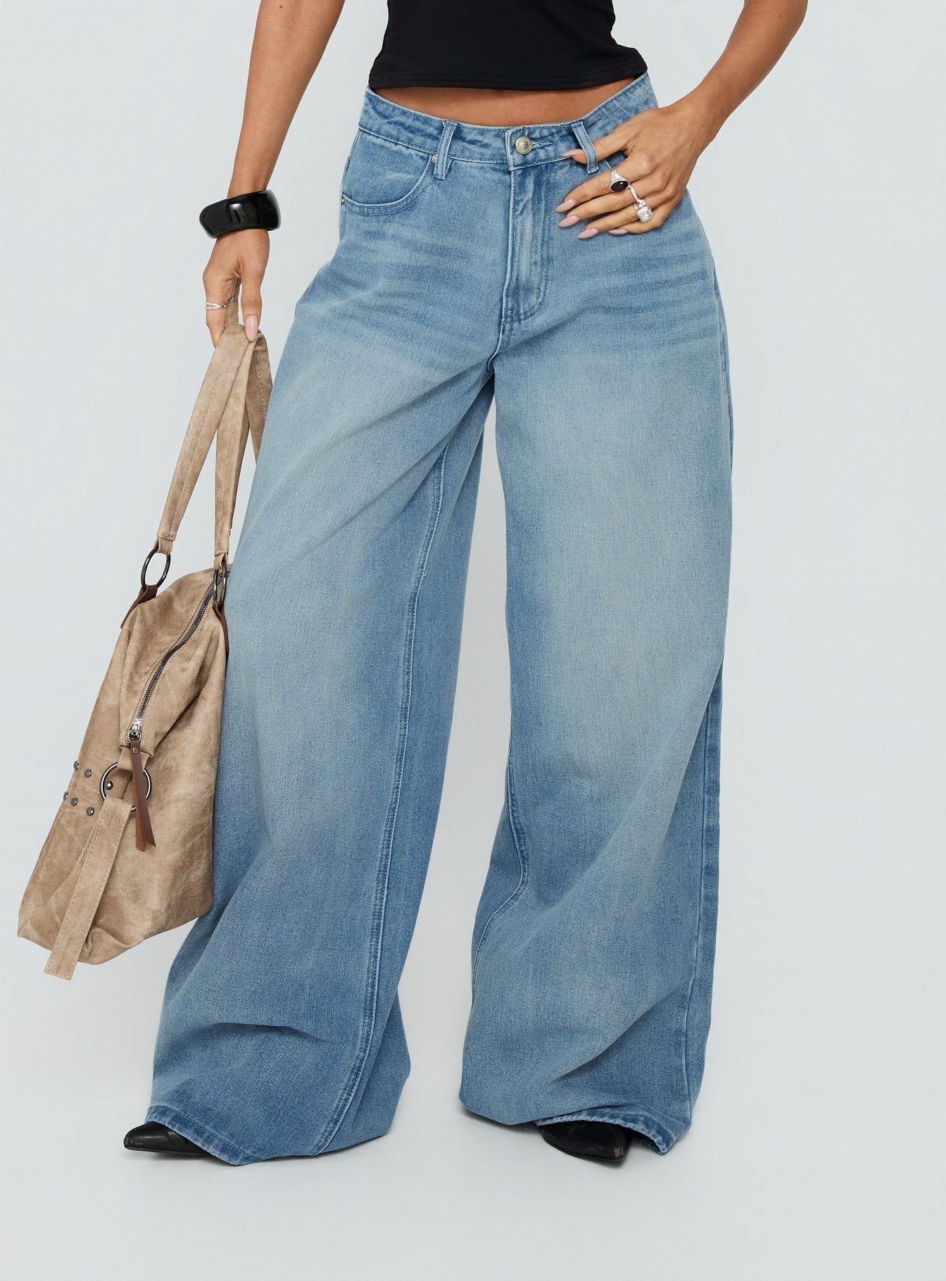 Naylor Mid Rise Wide Leg Jeans Light Blue Wash