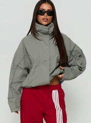 Shoreline Windbreaker Jacket Grey