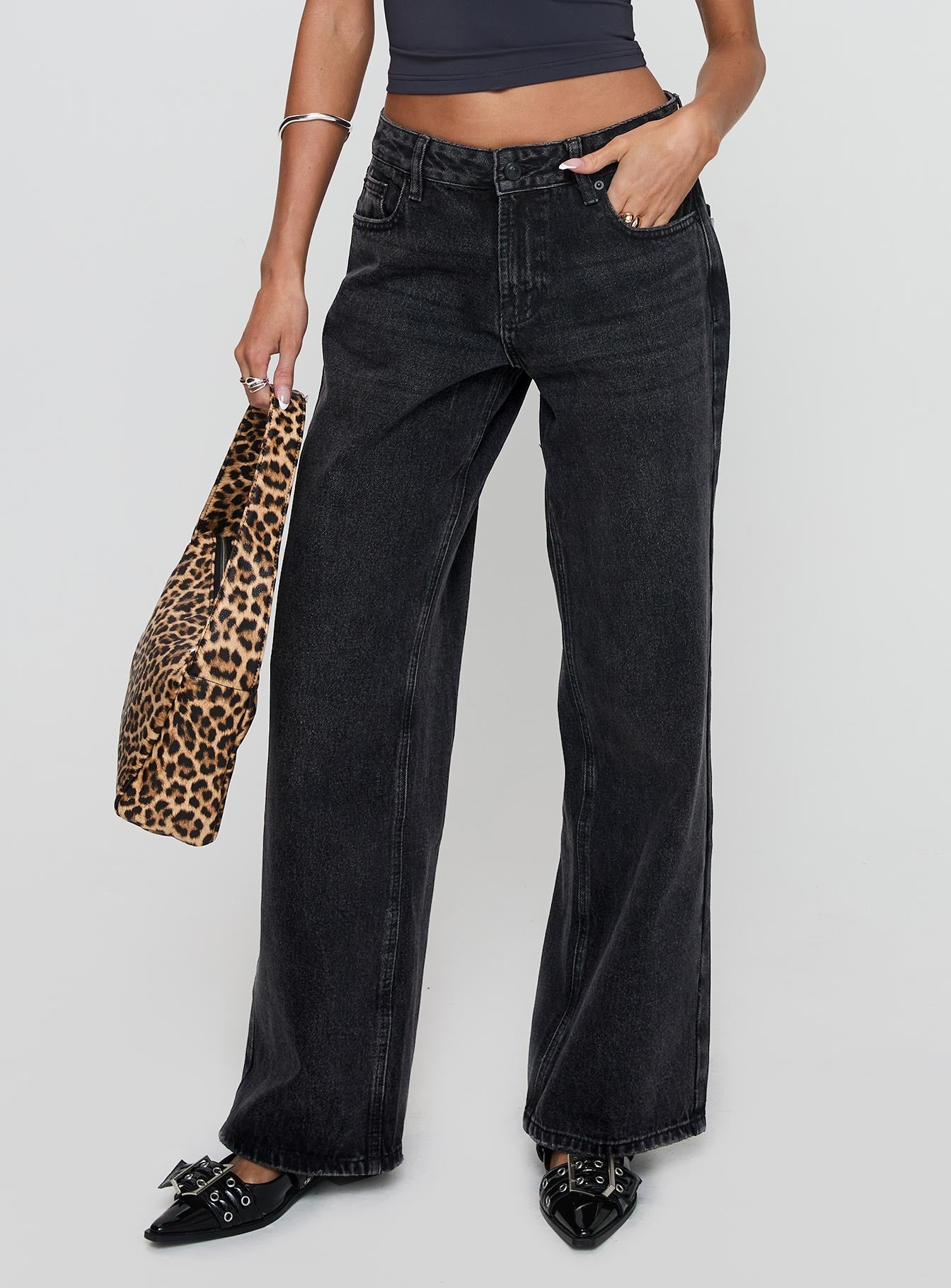 Serenitia Mid Rise Relaxed Leg Jeans Washed Black Petite