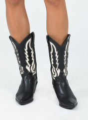 Billini Norva Boots Black / Bone