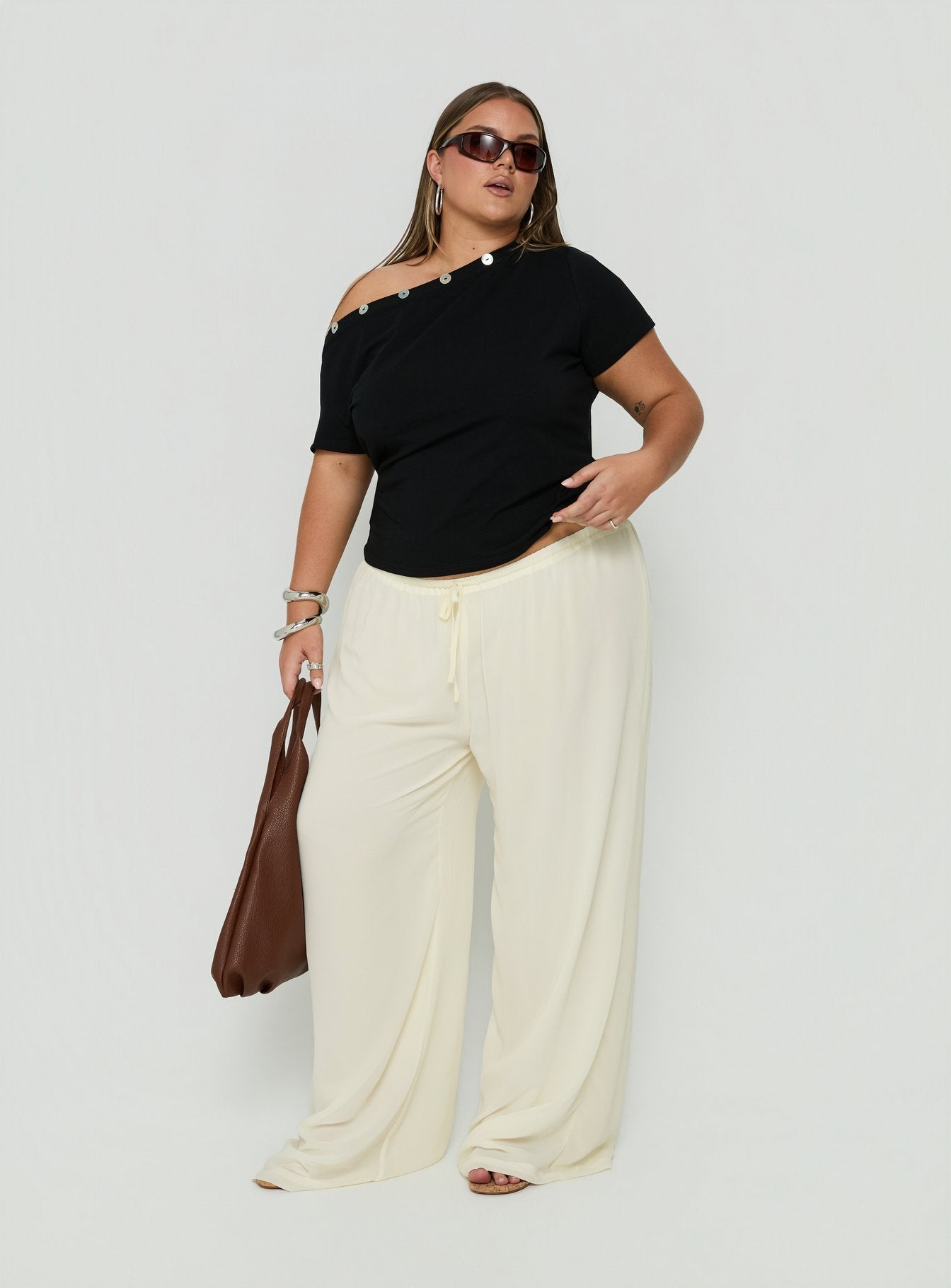 Dalten Off Shoulder Button Detail Top Black Curve
