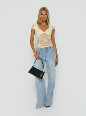 Zandie Textured V Neck Short Sleeve Top Cream