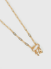 Lowretta Pendant Necklace Gold
