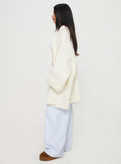 Paisleigh Cable Knit Cardigan Cream