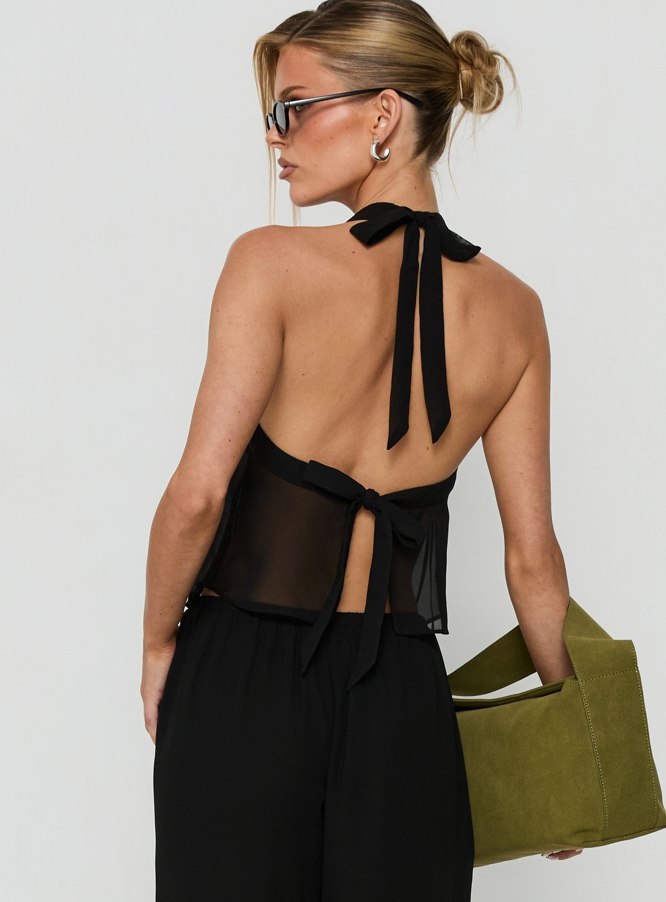 Finesse Halter Top Black
