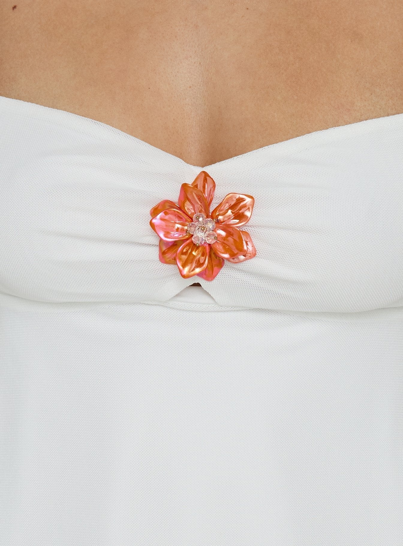 Peaceful Feeling Floral Detail Halter Top White