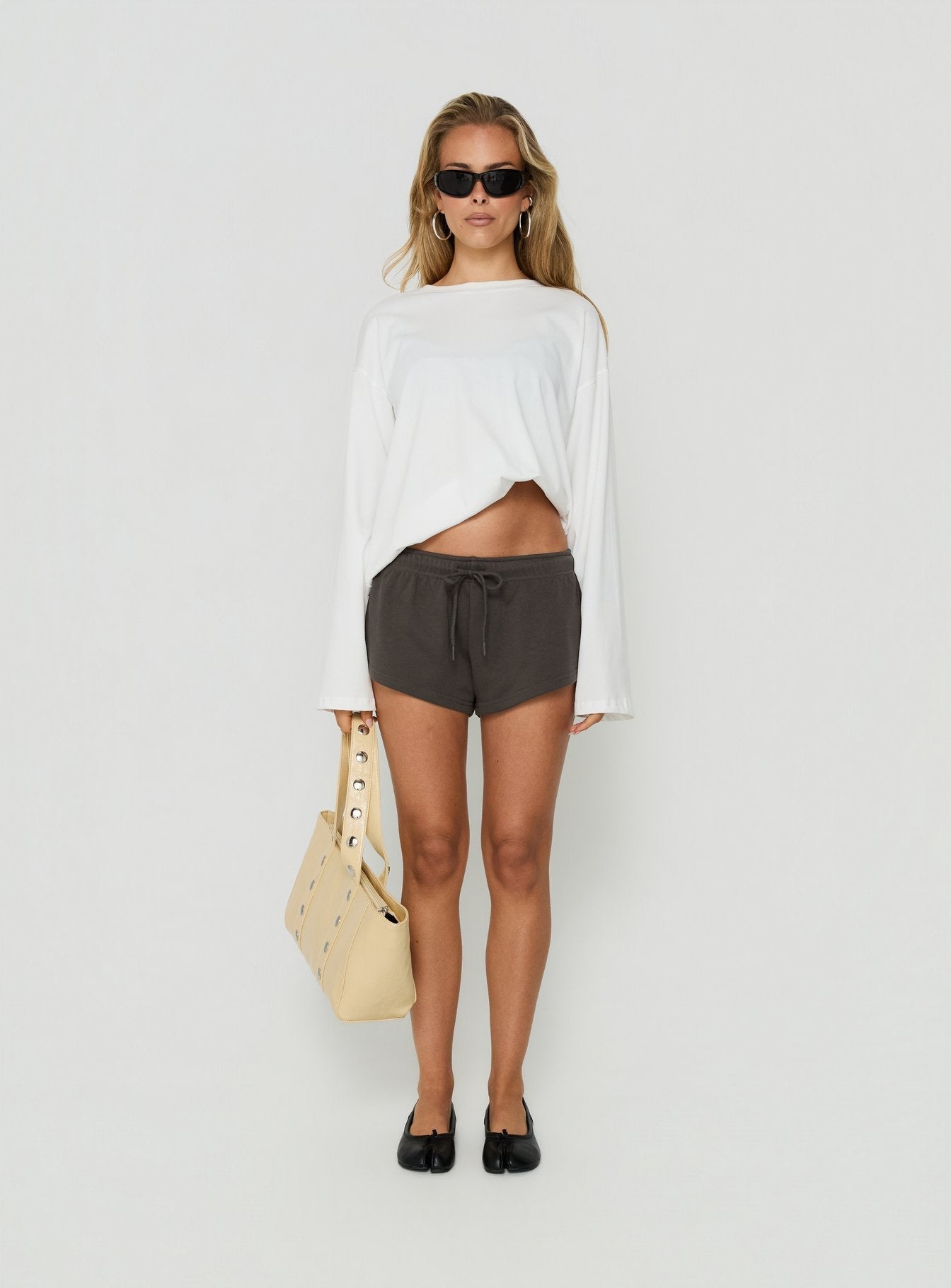Quinncy Low Rise Sweat Shorts Iron Grey